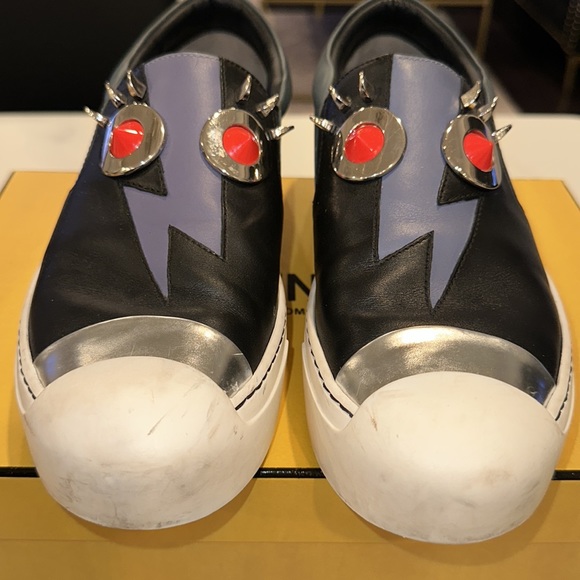 FENDI SLIP ONS LOAFERS EYES & EYELASH DETAIL. VERY GOOD CONDITION. RARE - Picture 7 of 16